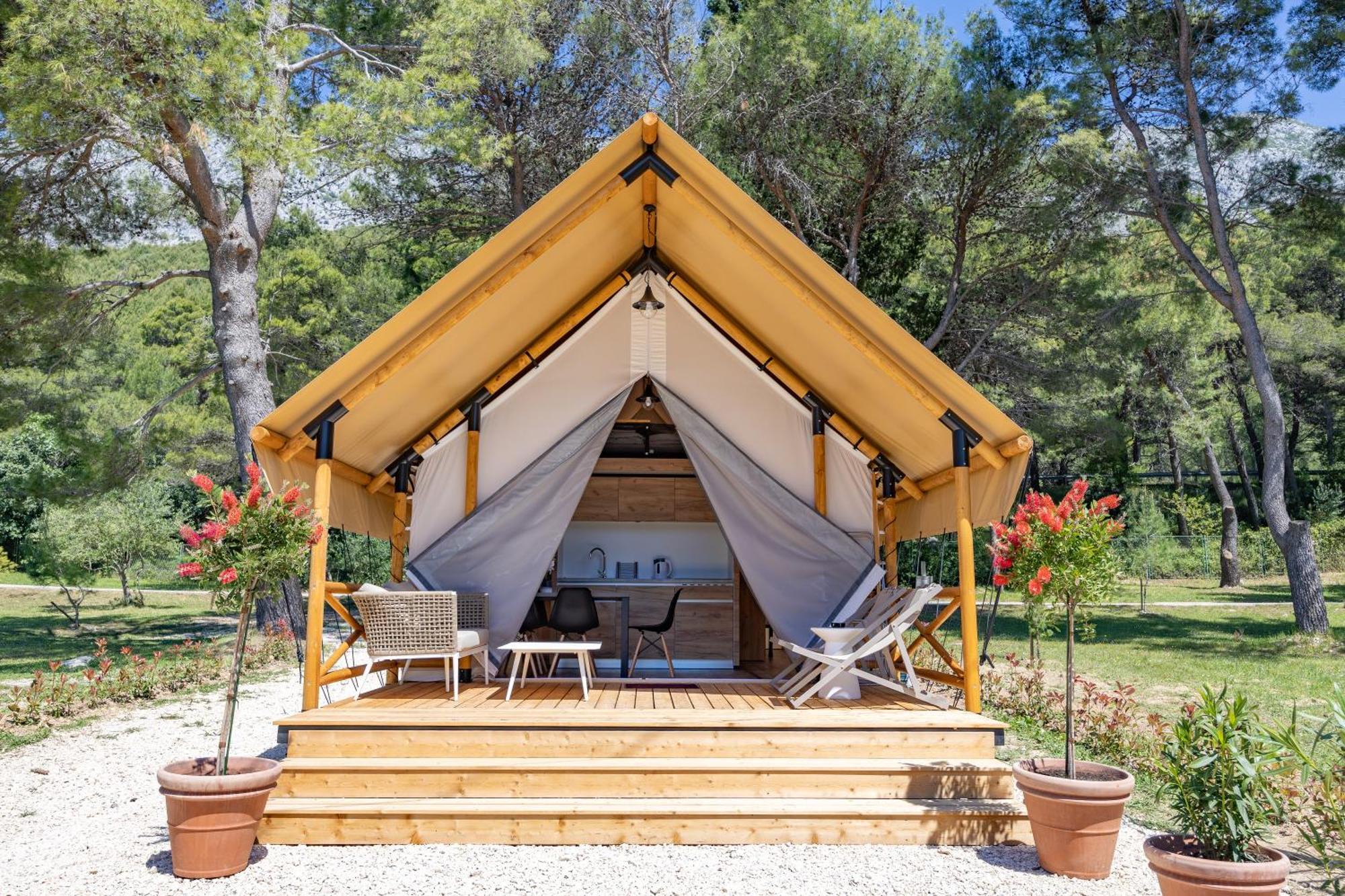 Camp Dole Zivogosce - Mobile Home And Glamping Tent Eksteriør billede
